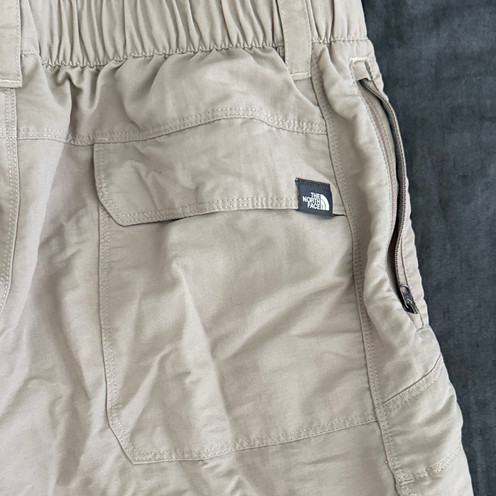 The North Face Men's Light Tan Vintage Cargo Pants - Picture 5 of 6